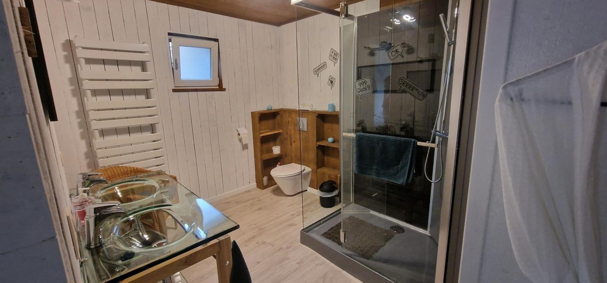 말메디 La Petite Suisse B&B 외부 사진