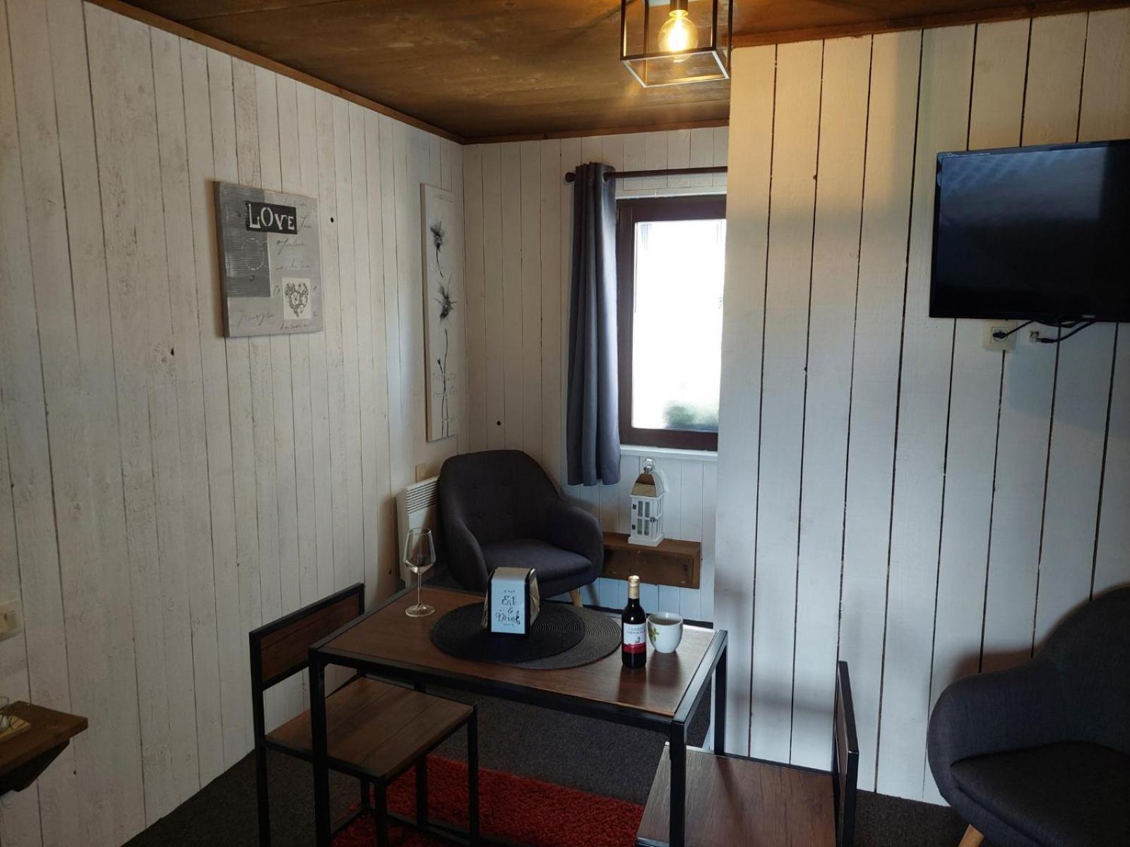 말메디 La Petite Suisse B&B 외부 사진