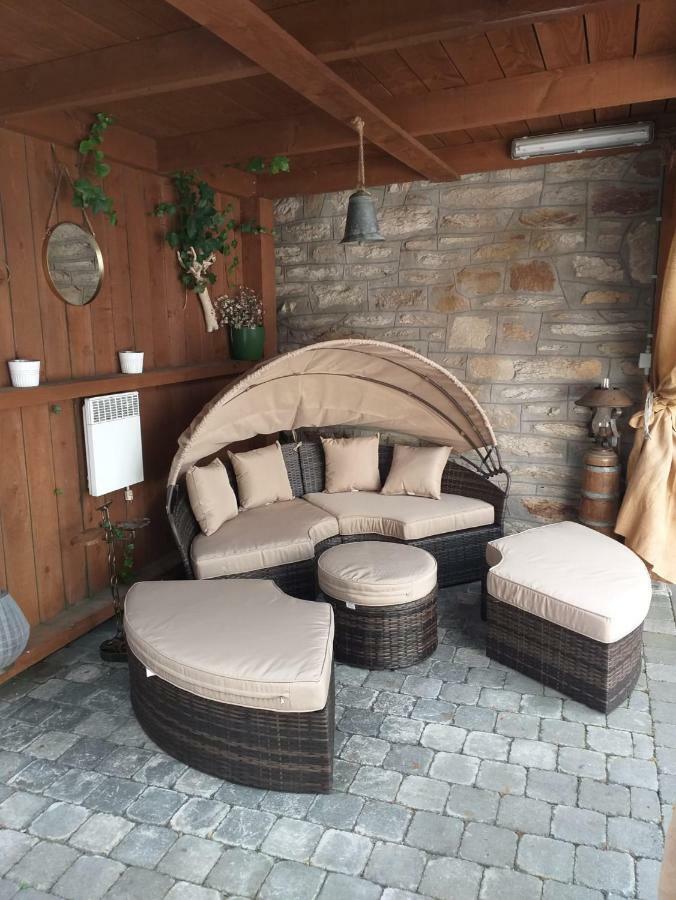 말메디 La Petite Suisse B&B 외부 사진